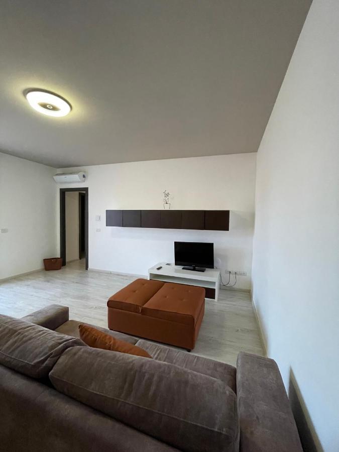 Urban Homy Gorizia Acomodação com café da manhã Exterior foto