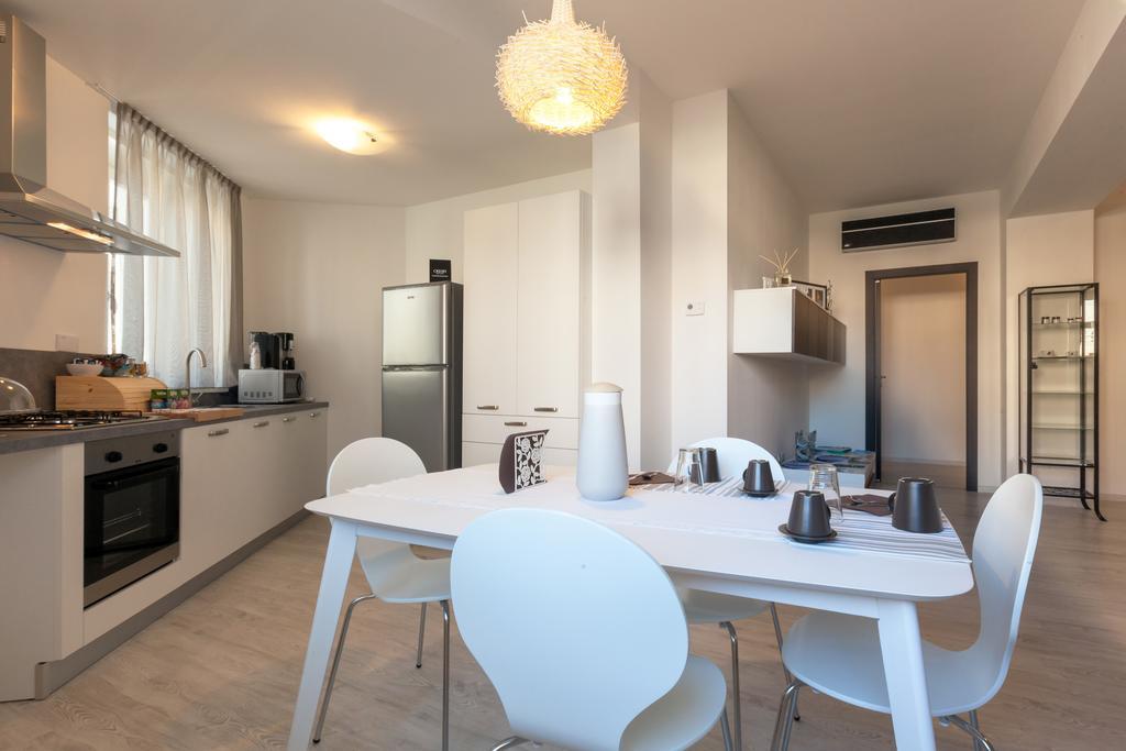 Urban Homy Gorizia Acomodação com café da manhã Exterior foto