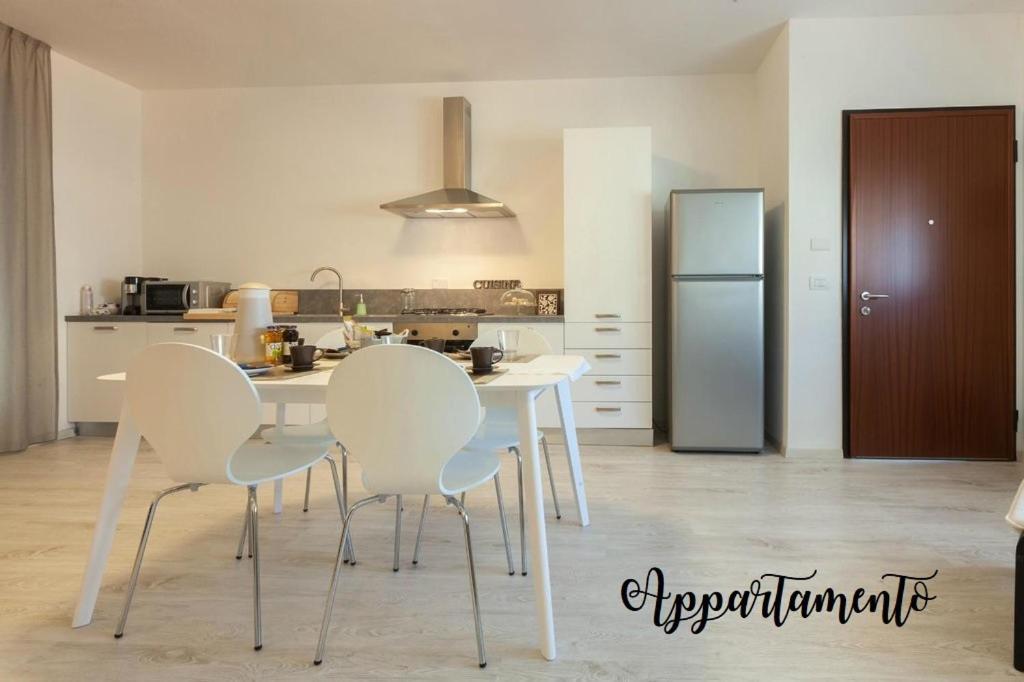 Urban Homy Gorizia Acomodação com café da manhã Exterior foto